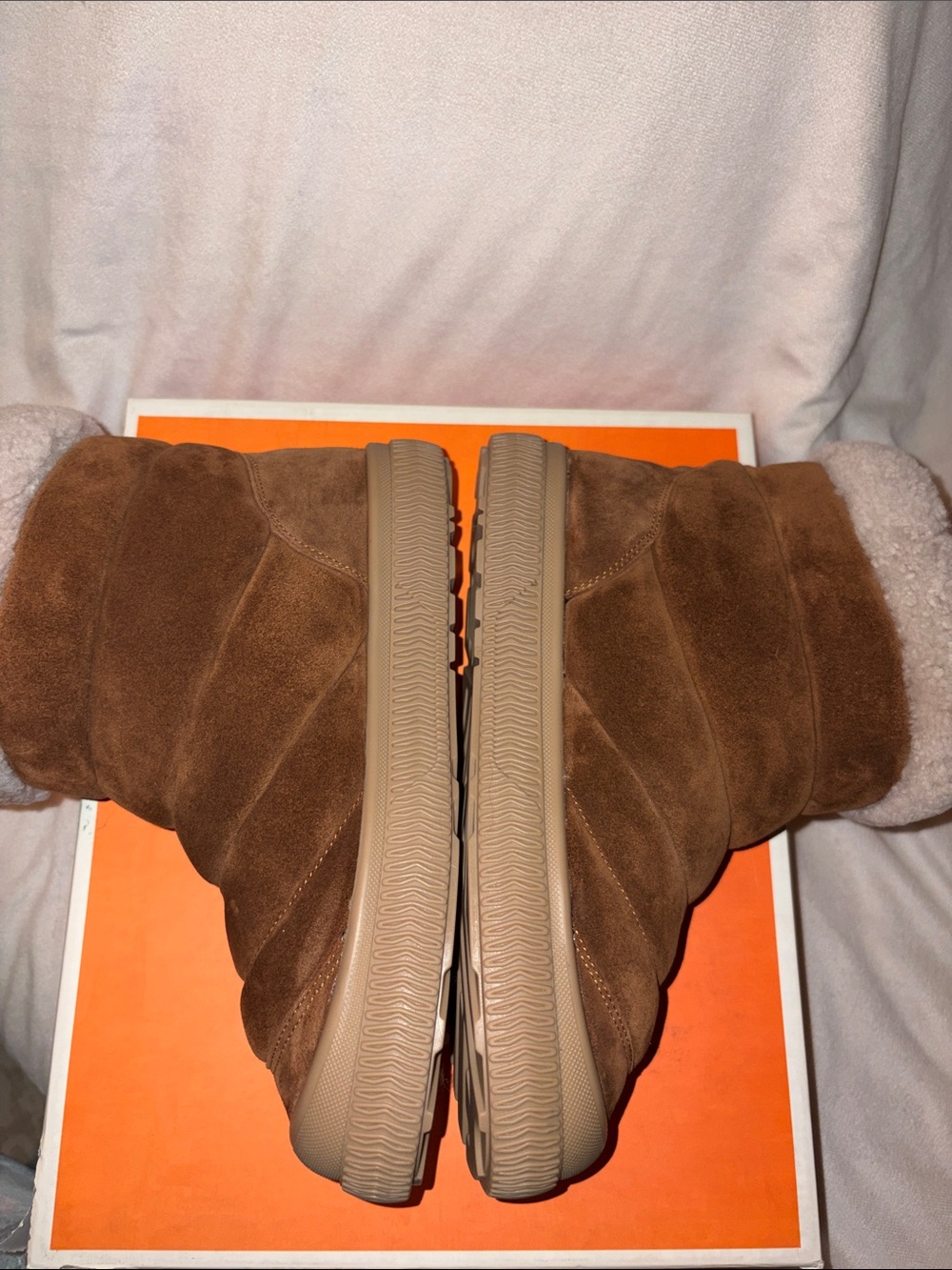 NWT VOILE BLANCHE Pan Genuine Shearling Lined Bootie in Brown - Picture 15 of 16
